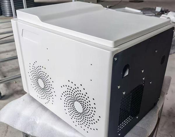 Penutupan Lembaran Logam Berventilasi untuk Peralatan Perindustrian